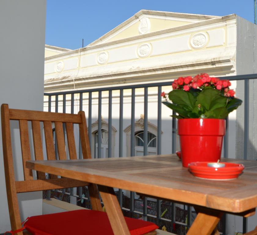 Entrecubos Guesthouse Olhao Ruang foto