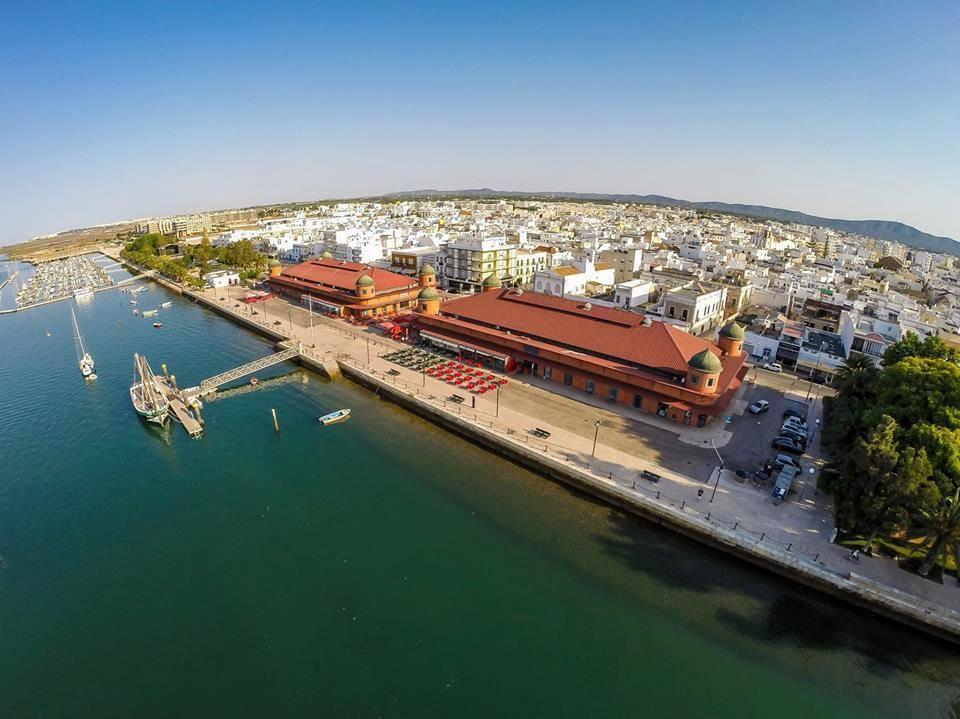 Entrecubos Guesthouse Olhao Bagian luar foto
