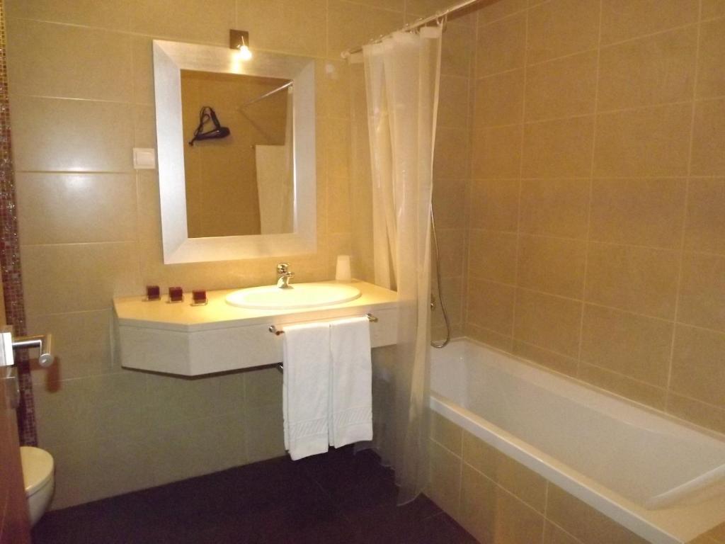 Entrecubos Guesthouse Olhao Ruang foto